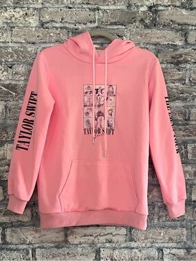 Taylor Swift Bubblegum Pink The ERAS Tour Hoodie Brand New Smoke & Pet free home